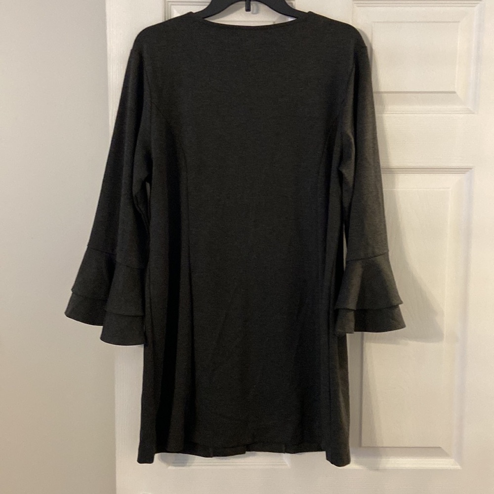 Suzanne Betro length 33” bust 42” Jacket size XL Chic Gray Flared Sleeves 20” - Picture 7 of 12